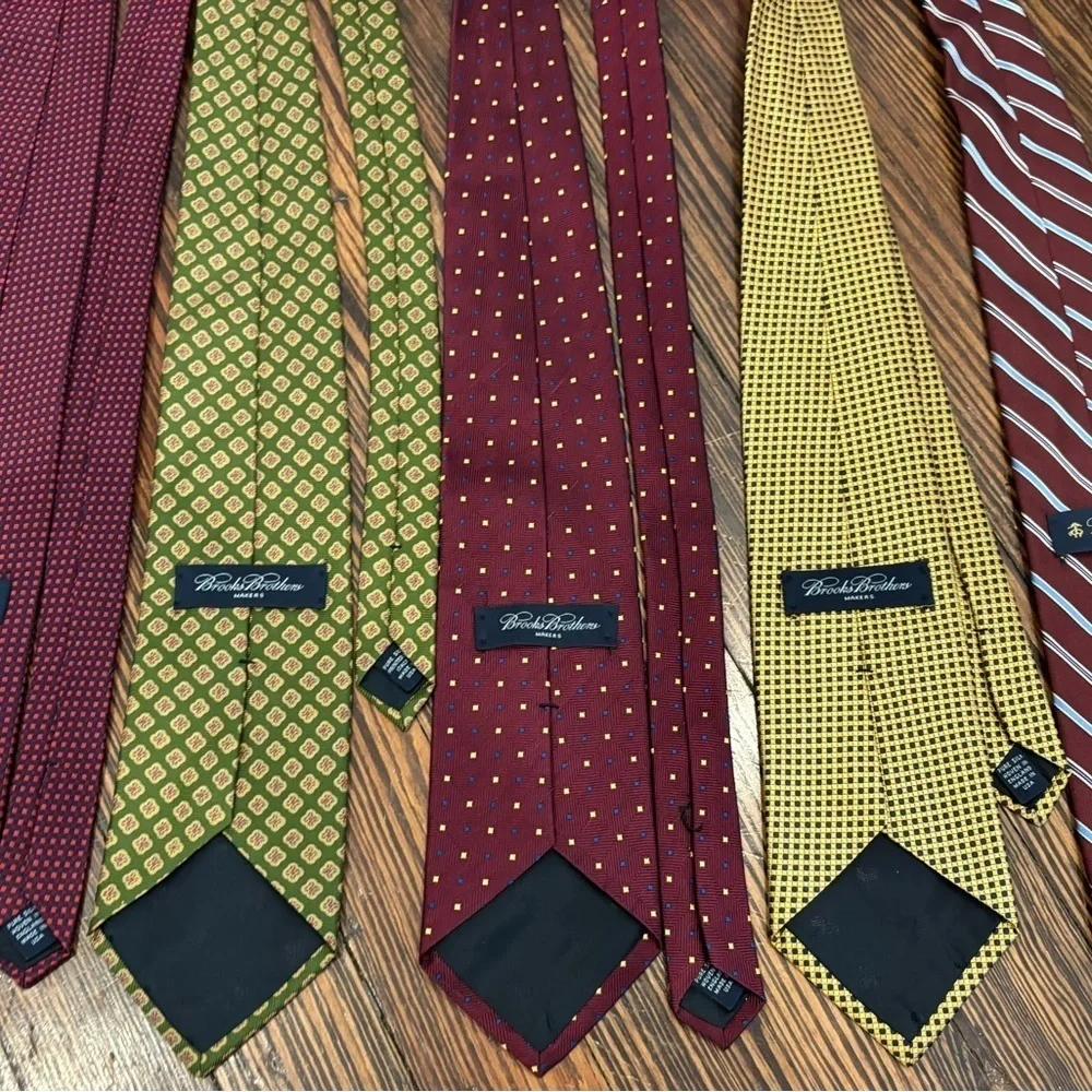 Brooks Brothers Makers 5 Geometric Men’s Neck Ties England Italian Silk